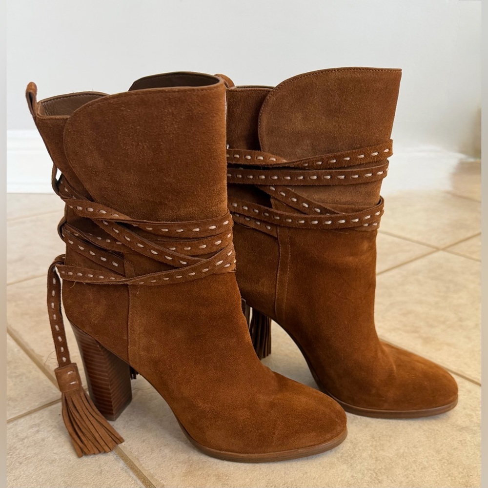Michael Kors Collection Boho Fringe Suede Leather Ankle Boots Tassel Camel 8.5